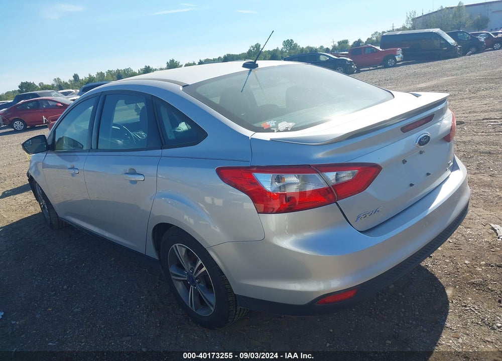 2014 FORD FOCUS SE VIN: 1FADP3F23EL330038