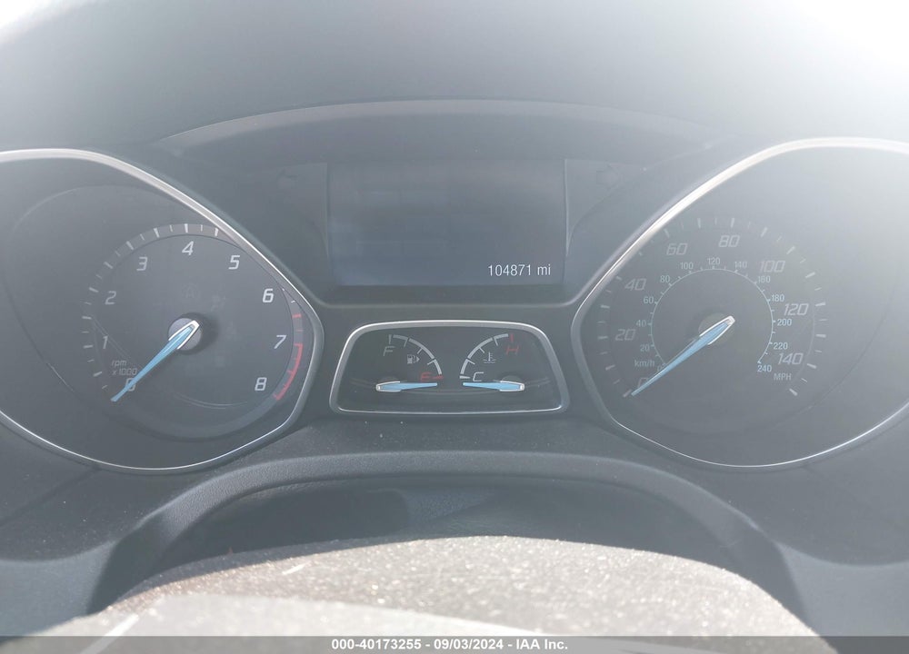 2014 FORD FOCUS SE VIN: 1FADP3F23EL330038