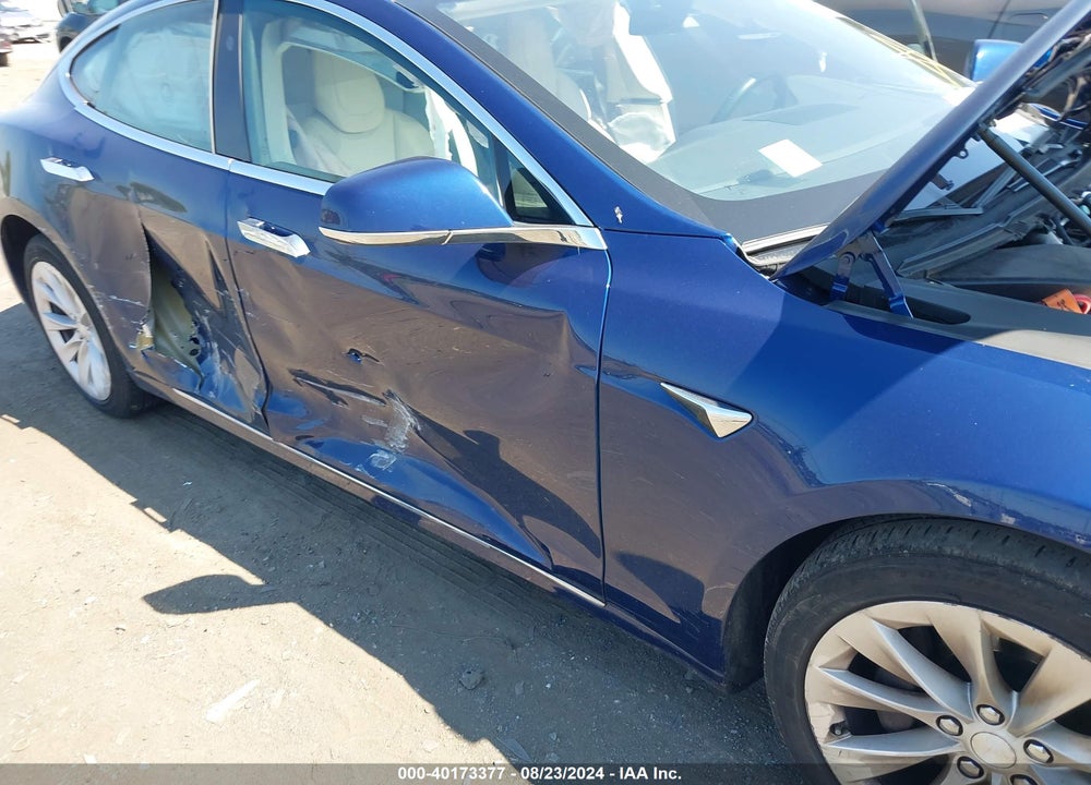 2018 TESLA MODEL S 100D/75D/P100D VIN: 5YJSA1E27JF283957