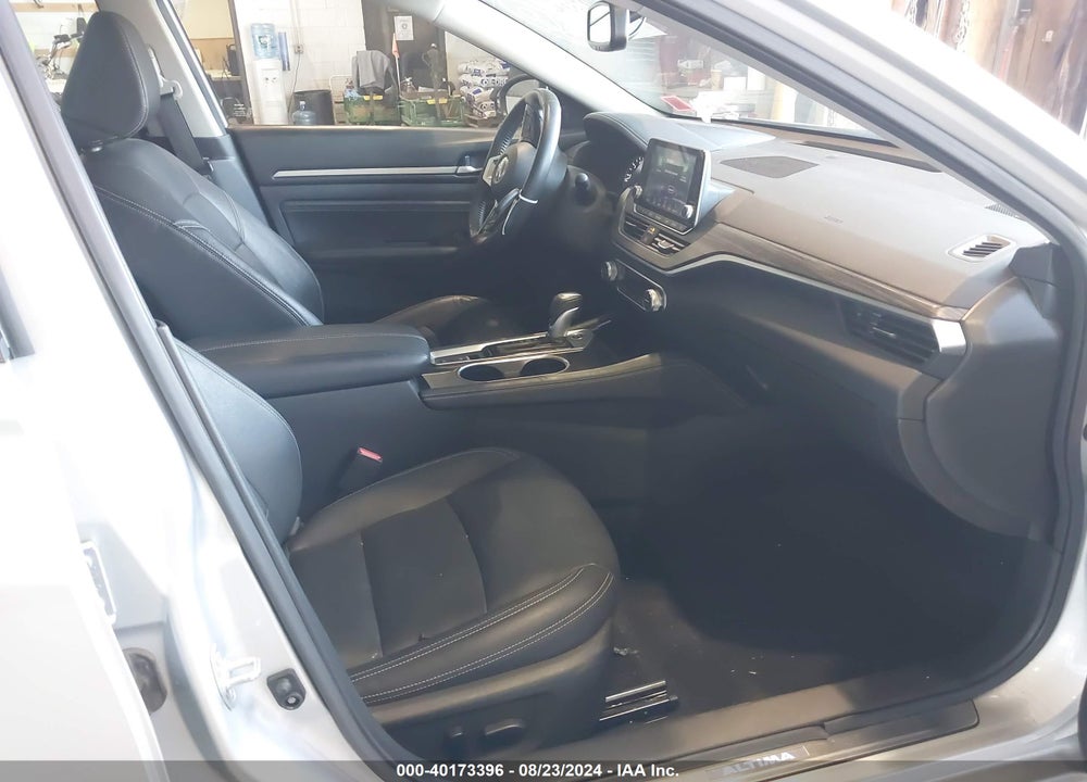 2021 NISSAN ALTIMA PLATINUM INTELLIGENT AWD VIN: 1N4BL4FWXMN300209