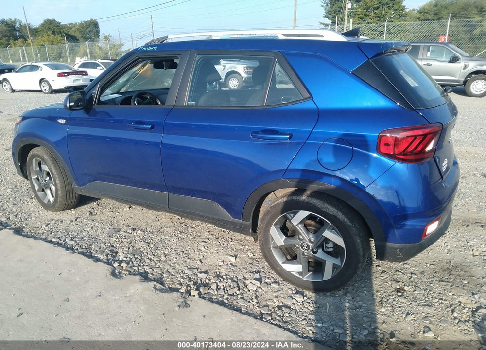 2022 HYUNDAI VENUE SEL VIN: KMHRC8A37NU161513
