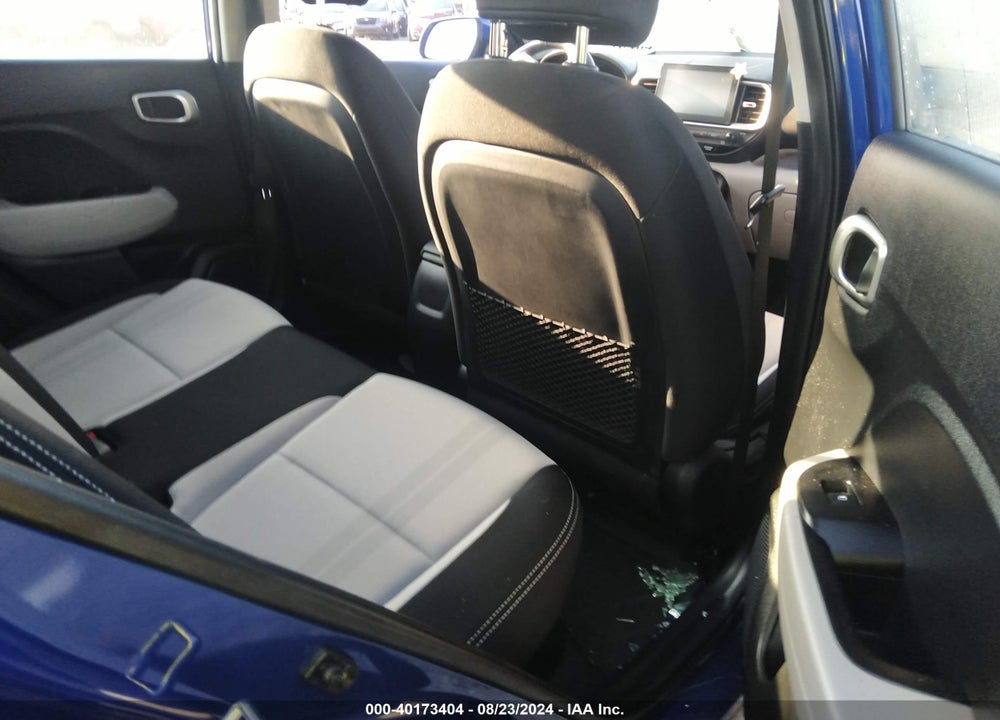 2022 HYUNDAI VENUE SEL VIN: KMHRC8A37NU161513