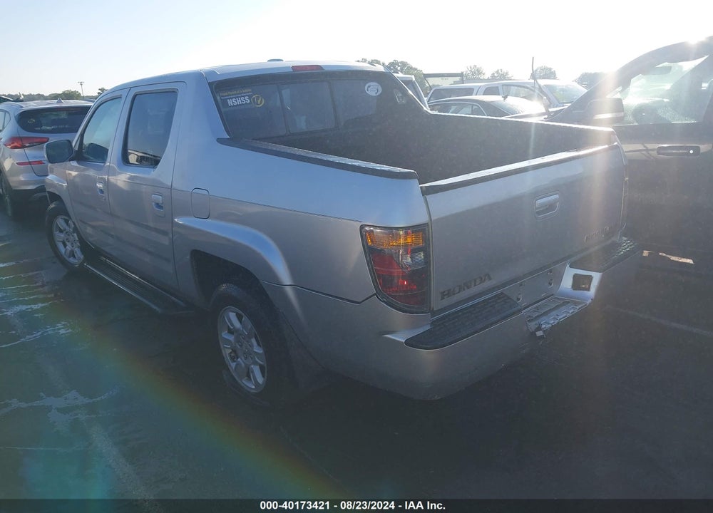 2006 HONDA RIDGELINE RTL VIN: 2HJYK16596H540176