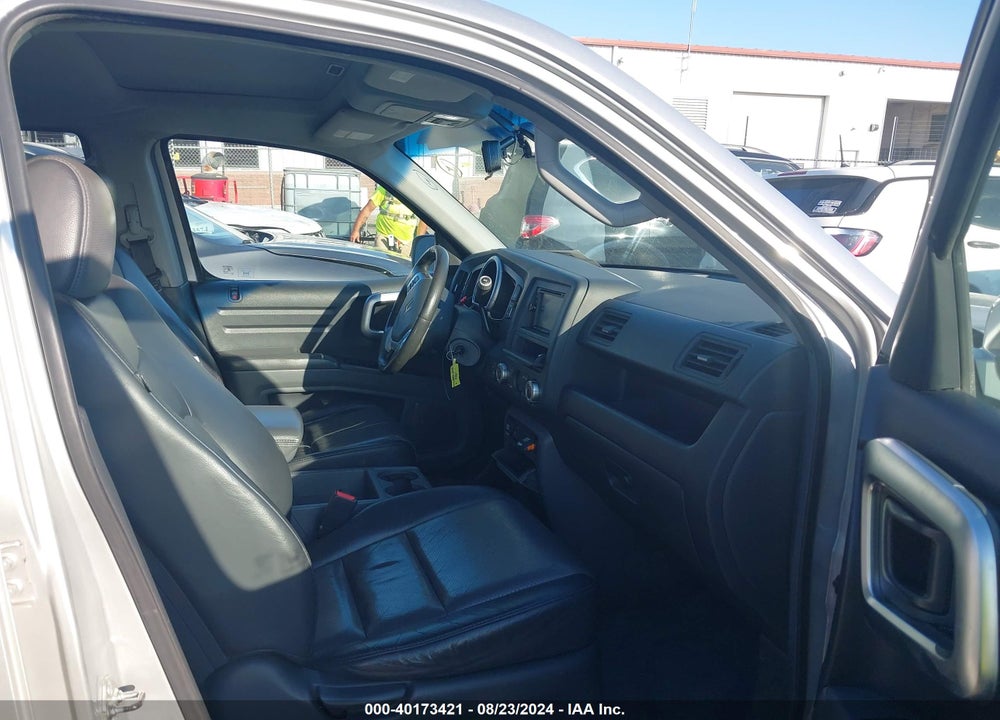 2006 HONDA RIDGELINE RTL VIN: 2HJYK16596H540176