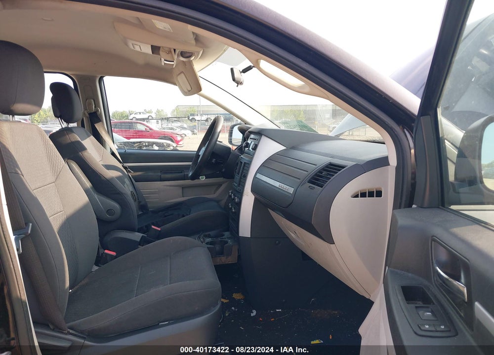2010 DODGE GRAND CARAVAN SE VIN: 2D4RN4DE4AR425169