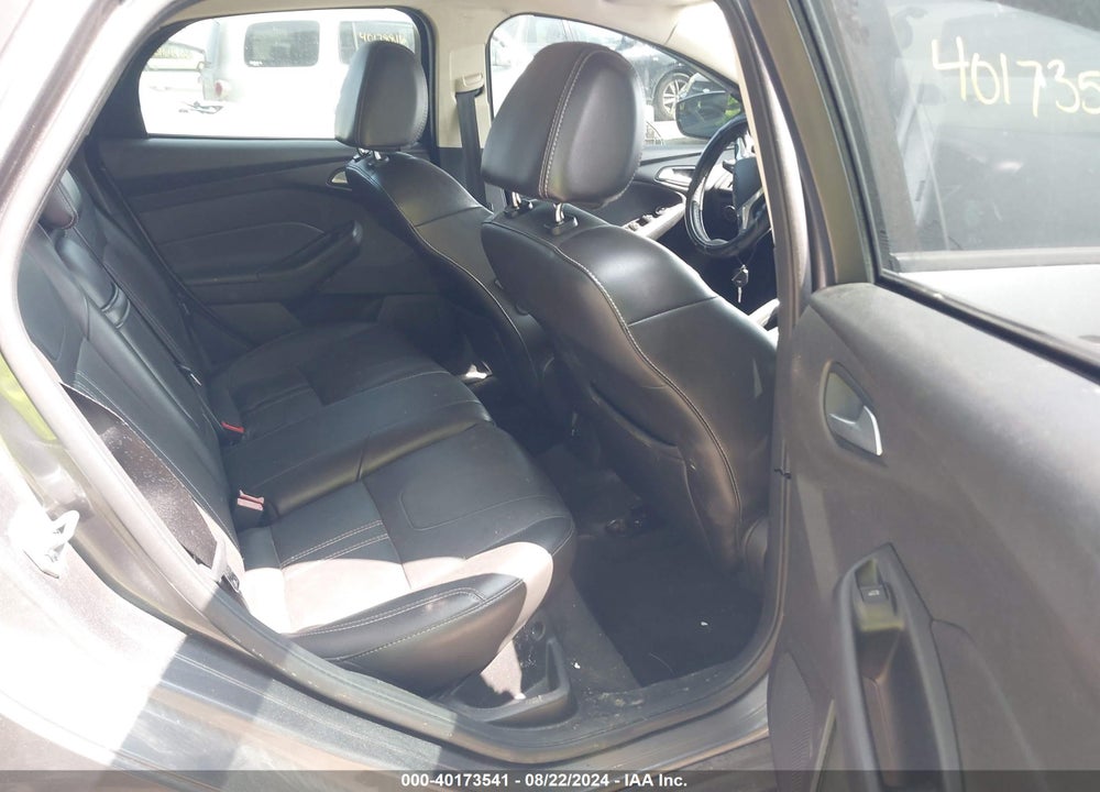 2013 FORD FOCUS SE VIN: 1FADP3F21DL114073