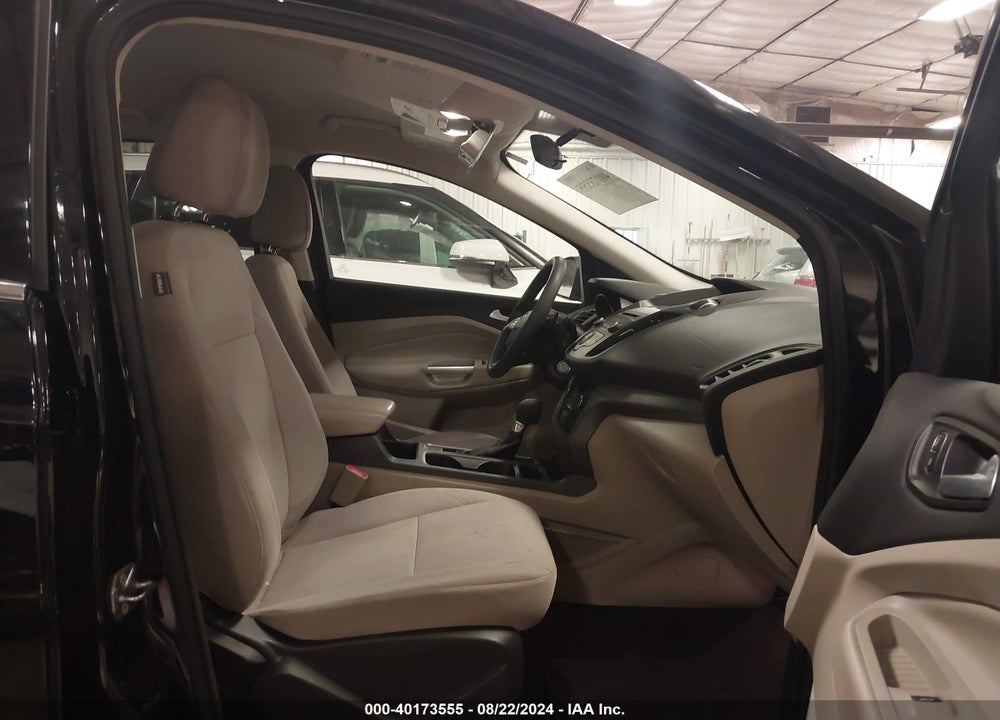 2017 FORD ESCAPE SE VIN: 1FMCU0GD6HUA77112