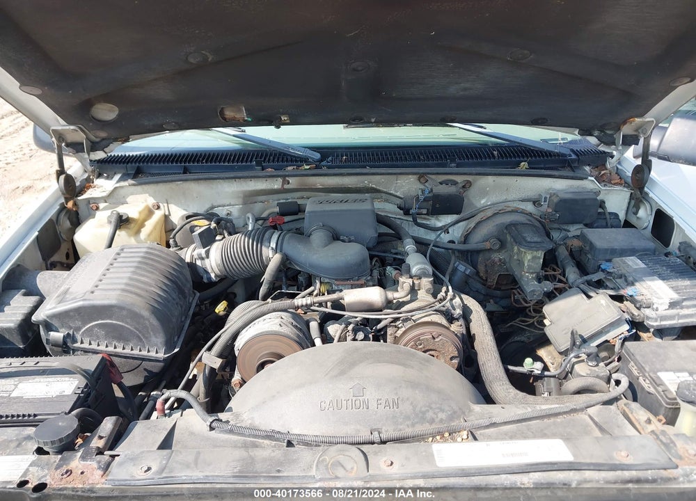1999 CHEVROLET TAHOE LS VIN: 1GNEK13R2XJ367476