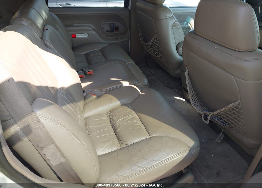 1999 CHEVROLET TAHOE LS VIN: 1GNEK13R2XJ367476