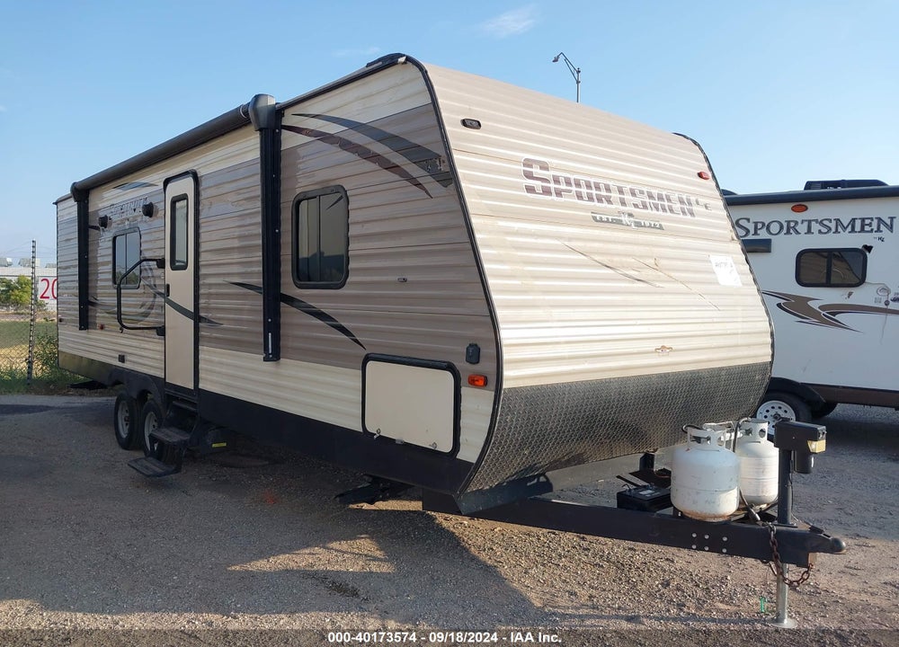 2018 K-Z INC TRAVEL TRAILER VIN: 4EZTU2624J5018798