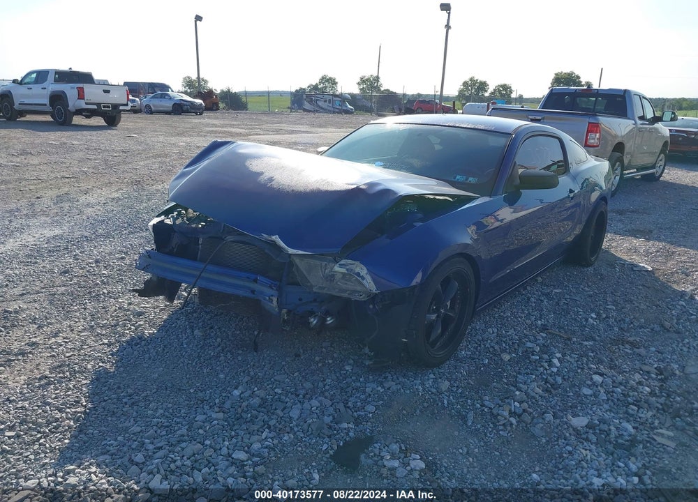 2014 FORD MUSTANG V6 VIN: 1ZVBP8AM3E5329884