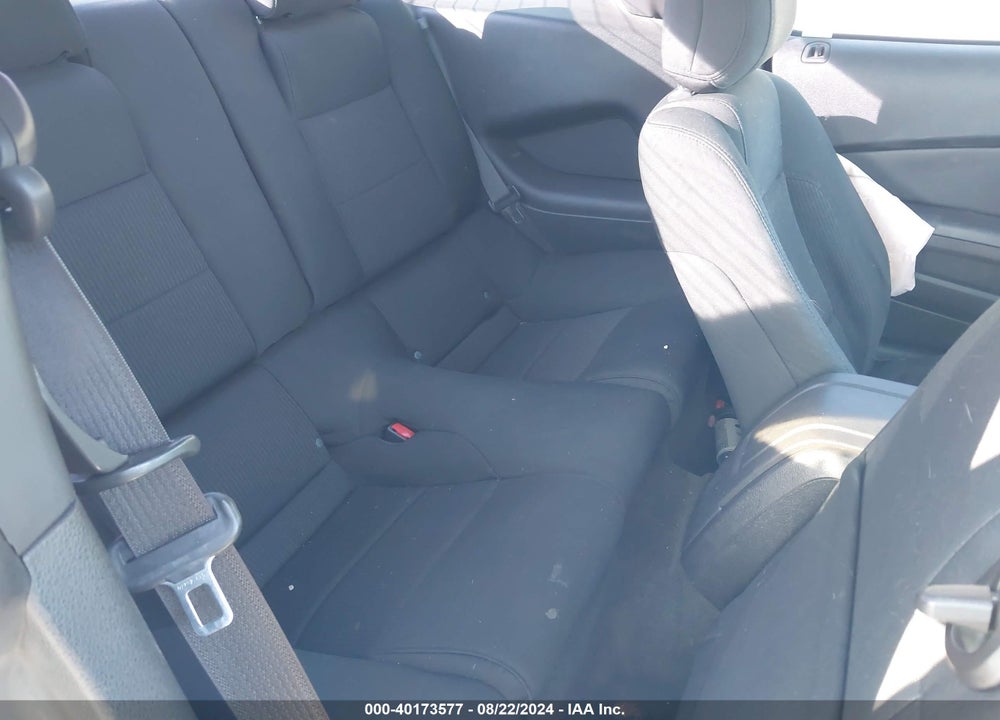 2014 FORD MUSTANG V6 VIN: 1ZVBP8AM3E5329884