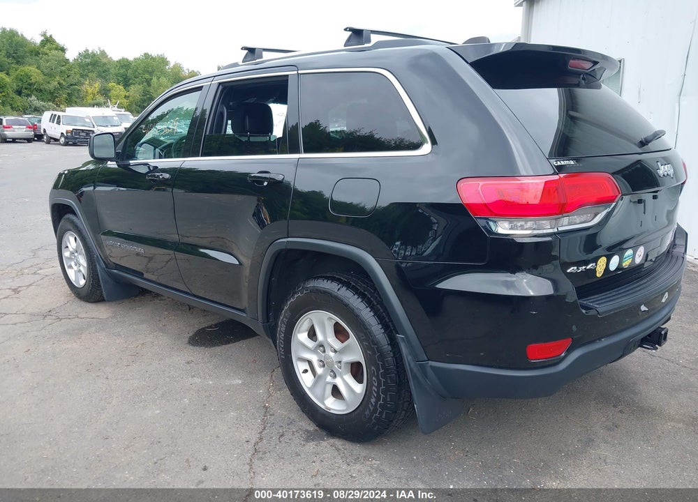 2017 JEEP GRAND CHEROKEE LAREDO 4X4 VIN: 1C4RJFAG7HC849779