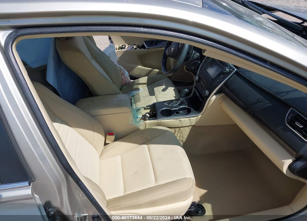 2016 TOYOTA CAMRY LE VIN: 4T4BF1FK5GR575110