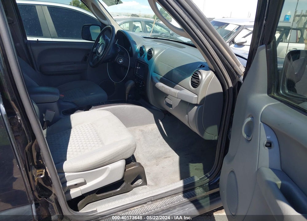 2006 JEEP LIBERTY SPORT VIN: 1J4GL48K96W179934
