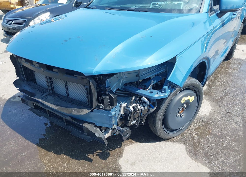 2023 VOLVO XC40 VIN: YV4L12UK9P2945770
