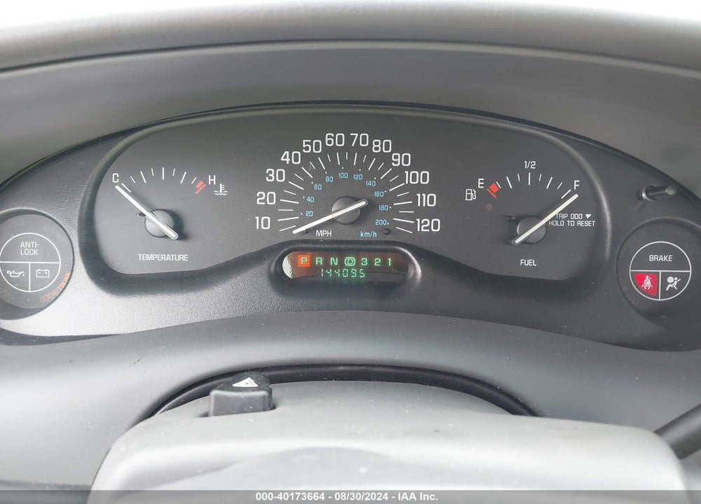2002 BUICK CENTURY CUSTOM VIN: 2G4WS52J121297158
