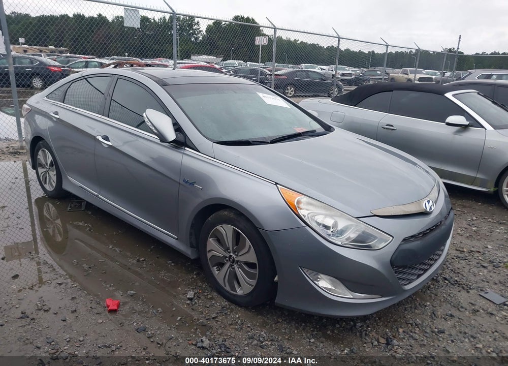 2014 HYUNDAI SONATA HYBRID LIMITED VIN: KMHEC4A49EA113142