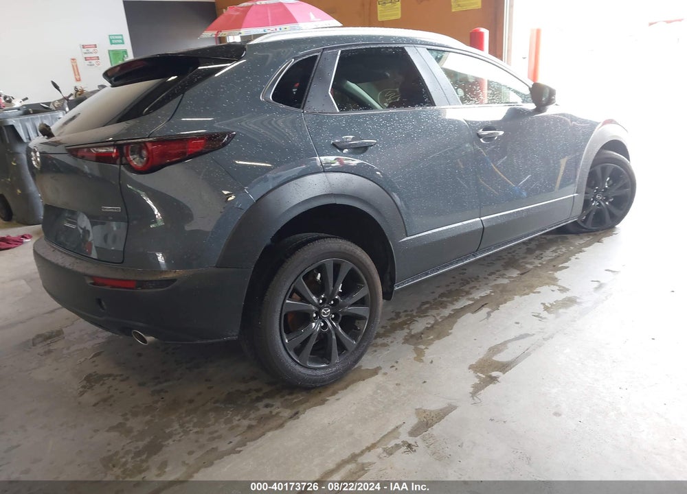 2024 MAZDA CX-30 2.5 S CARBON EDITION VIN: 3MVDMBCMXRM652102