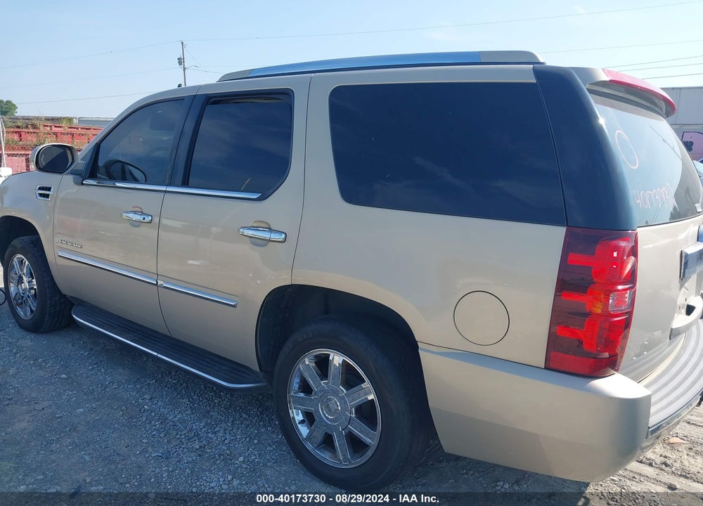2008 CADILLAC ESCALADE STANDARD VIN: 1GYEC63818R173545