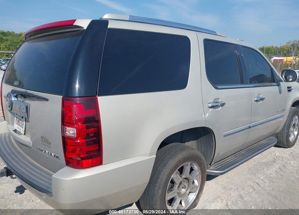 2008 CADILLAC ESCALADE STANDARD VIN: 1GYEC63818R173545
