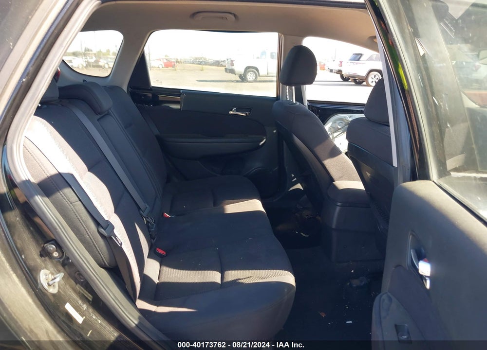 2011 HYUNDAI ELANTRA TOURING GLS VIN: KMHDC8AE8BU110836