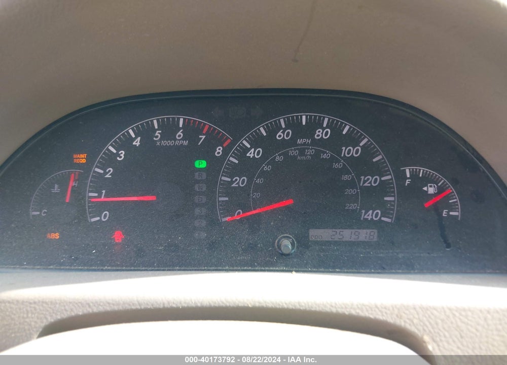 2005 TOYOTA CAMRY LE VIN: 4T1BE32K75U981904