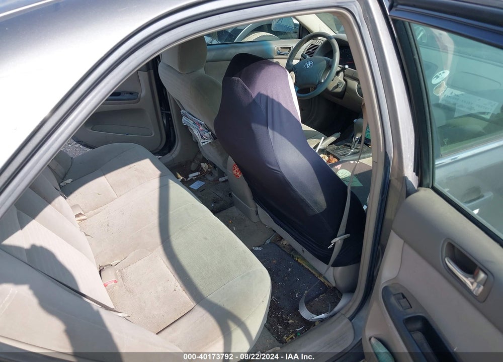 2005 TOYOTA CAMRY LE VIN: 4T1BE32K75U981904