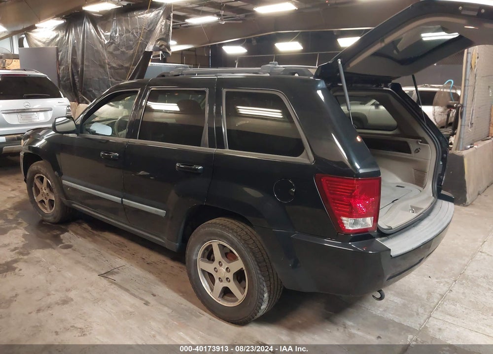 2007 JEEP GRAND CHEROKEE LAREDO VIN: 1J8GR48K67C629555