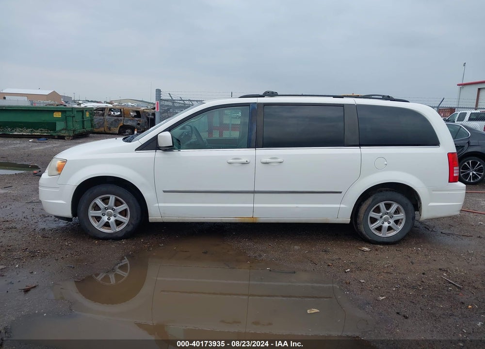 2010 CHRYSLER TOWN & COUNTRY TOURING VIN: 2A4RR5D16AR432378