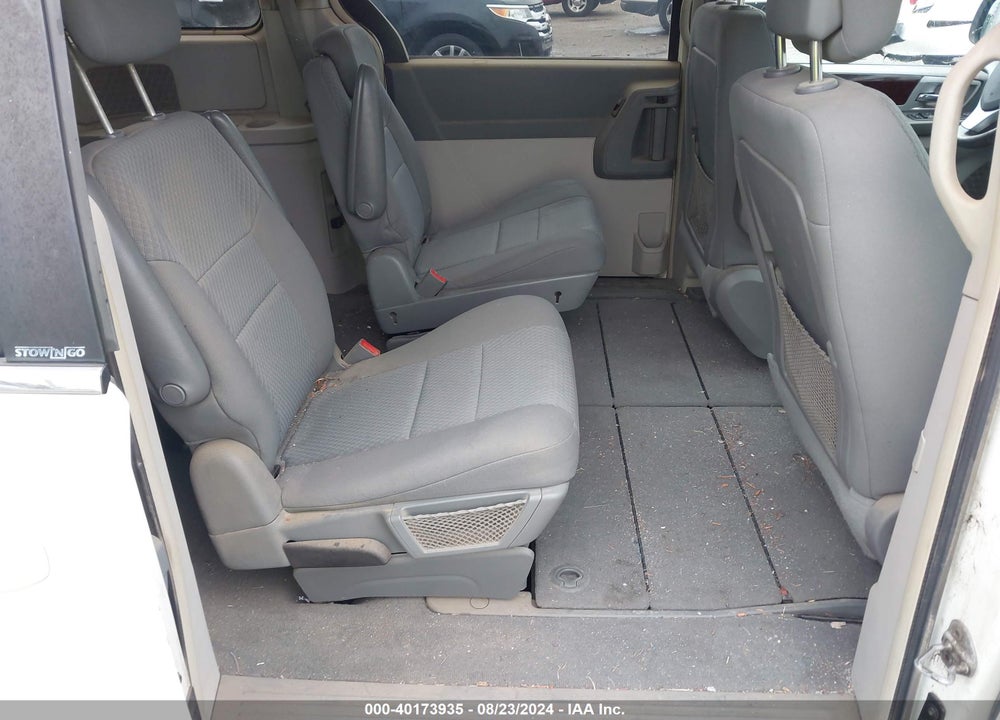 2010 CHRYSLER TOWN & COUNTRY TOURING VIN: 2A4RR5D16AR432378