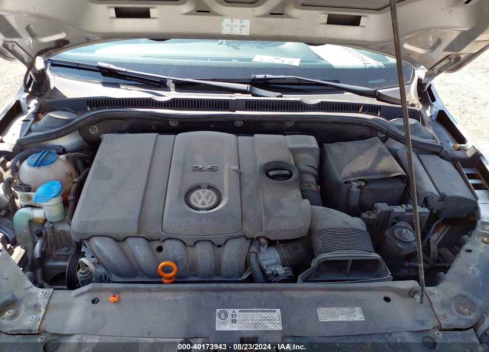 2012 VOLKSWAGEN JETTA 2.5L SE VIN: 3VWDP7AJ0CM383482