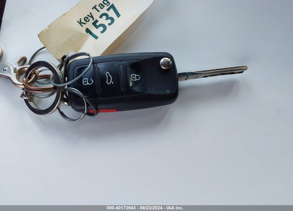 2012 VOLKSWAGEN JETTA 2.5L SE VIN: 3VWDP7AJ0CM383482