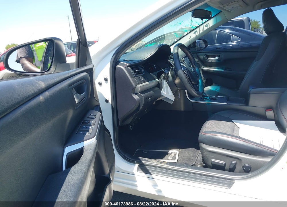 2016 TOYOTA CAMRY SE VIN: 4T1BF1FK0GU543742