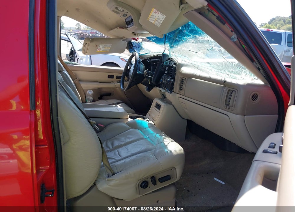 2002 CHEVROLET TAHOE LT VIN: 1GNEC13Z02R295085