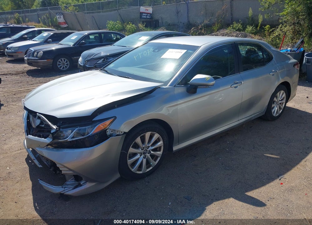 2018 TOYOTA CAMRY LE VIN: 4T1B11HK4JU534285