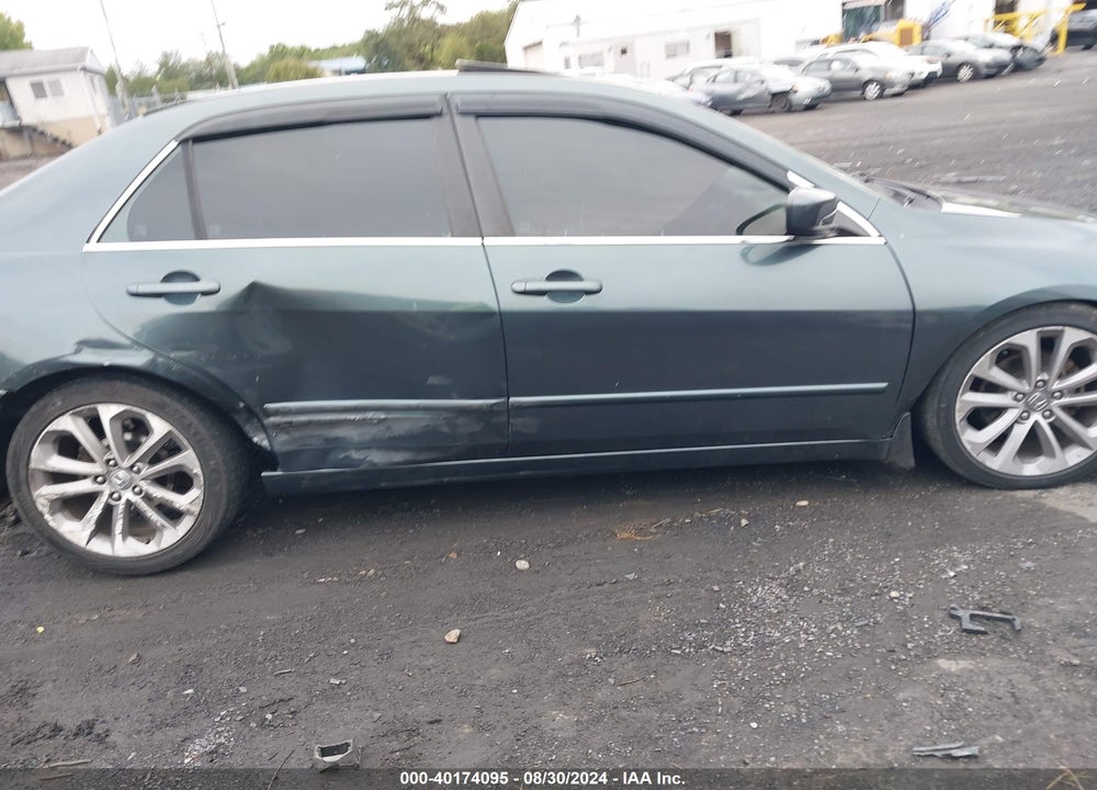 2005 HONDA ACCORD 2.4 EX VIN: 1HGCM56705A130611