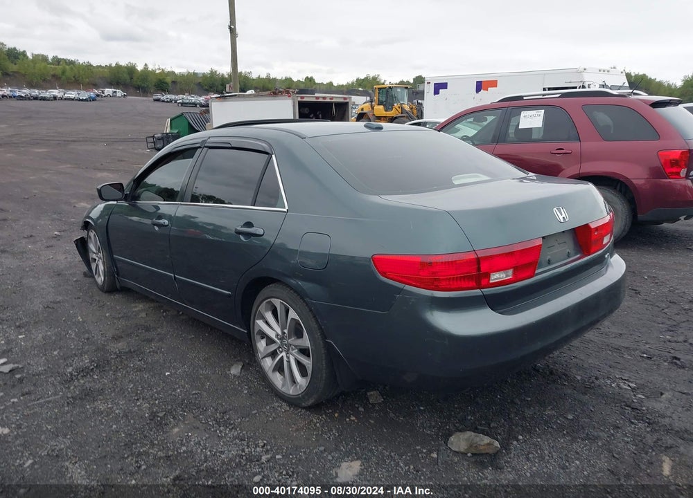 2005 HONDA ACCORD 2.4 EX VIN: 1HGCM56705A130611