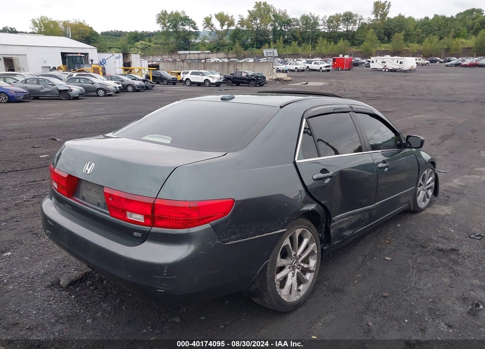 2005 HONDA ACCORD 2.4 EX VIN: 1HGCM56705A130611