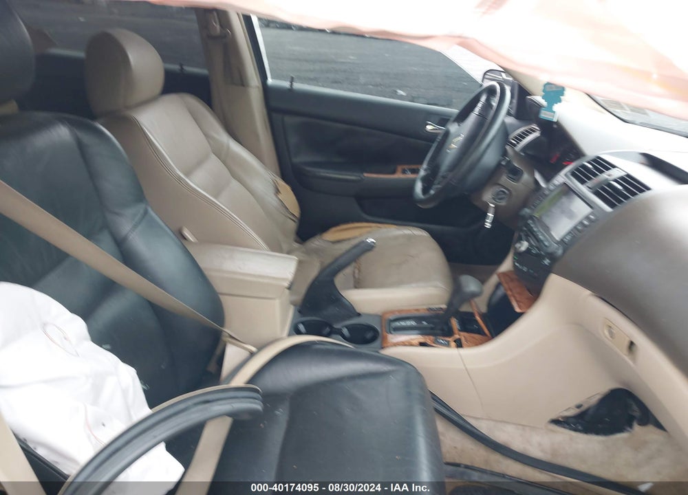 2005 HONDA ACCORD 2.4 EX VIN: 1HGCM56705A130611