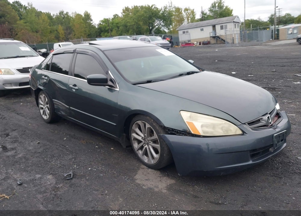 2005 HONDA ACCORD 2.4 EX VIN: 1HGCM56705A130611