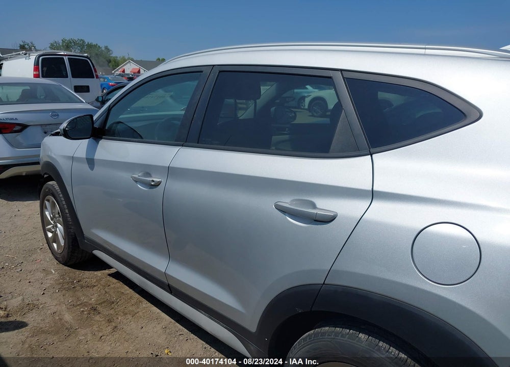 2018 HYUNDAI TUCSON SEL VIN: KM8J3CA41JU676817