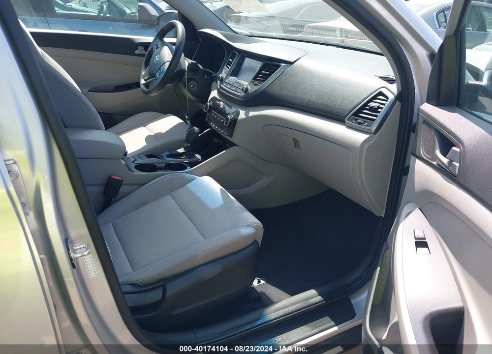 2018 HYUNDAI TUCSON SEL VIN: KM8J3CA41JU676817