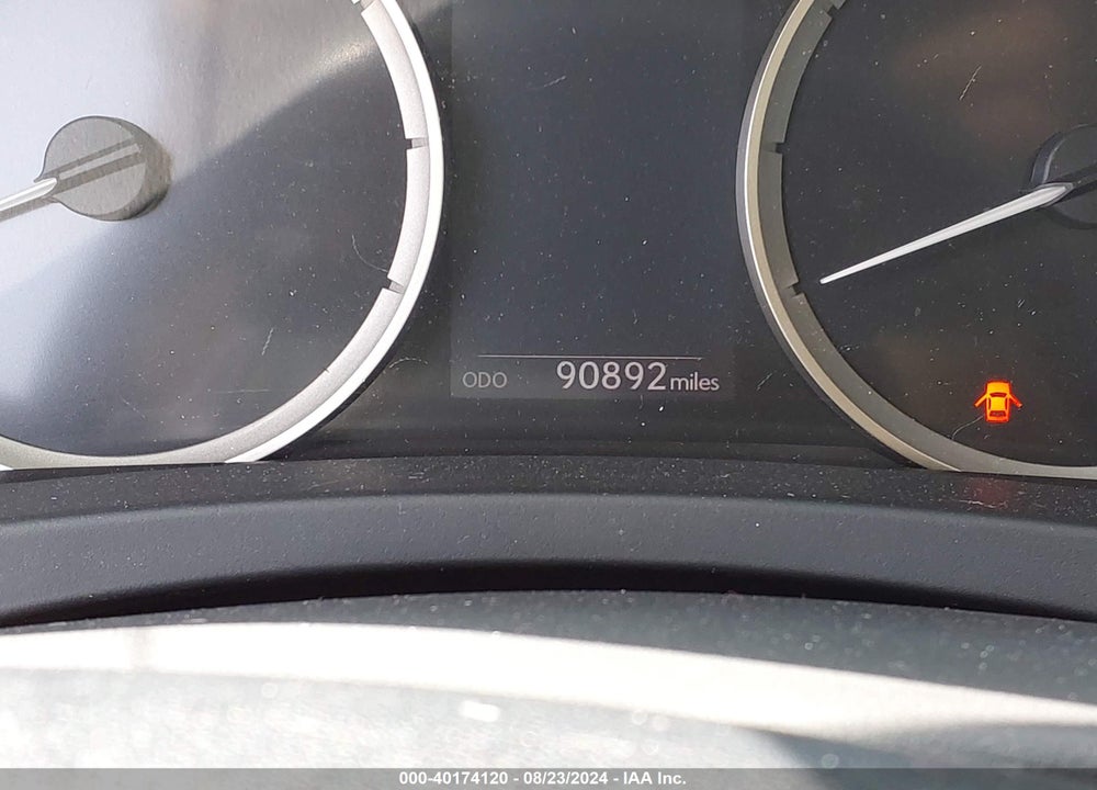 2016 LEXUS IS 300 VIN: JTHCM1D28G5014002