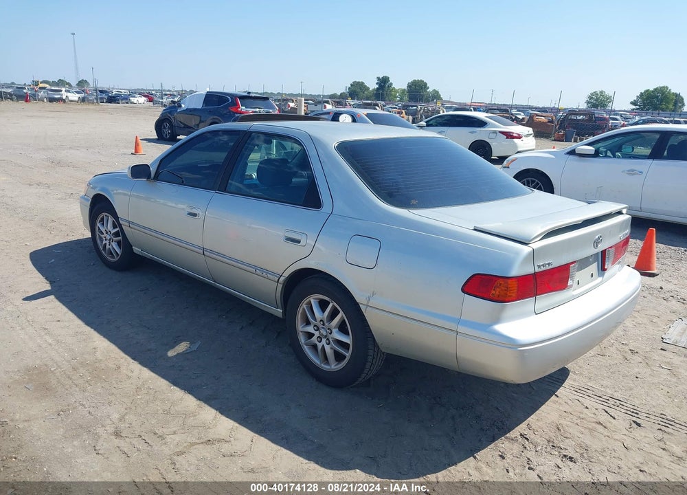 2001 TOYOTA CAMRY XLE V6 VIN: JT2BF28K310297445