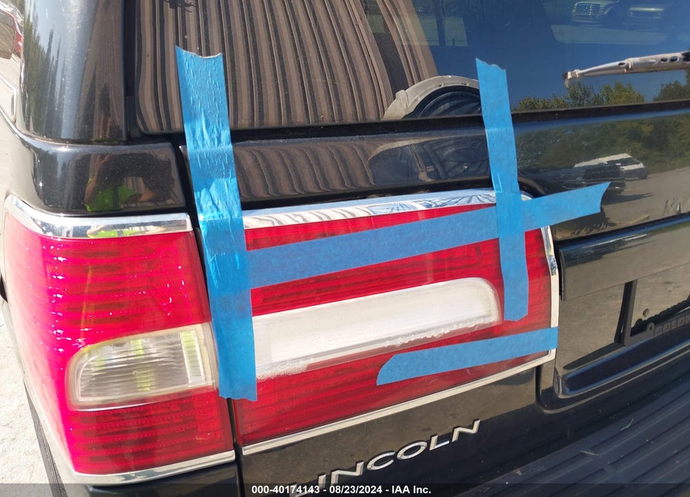 2008 LINCOLN NAVIGATOR VIN: 5LMFU28578LJ21394