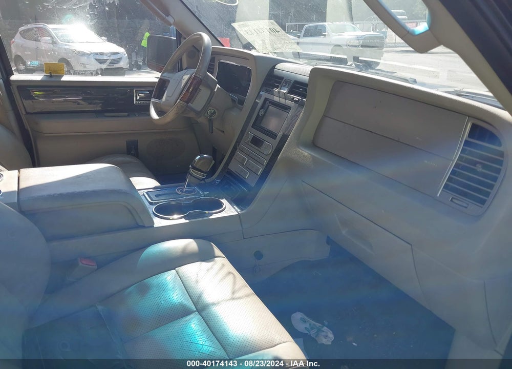 2008 LINCOLN NAVIGATOR VIN: 5LMFU28578LJ21394
