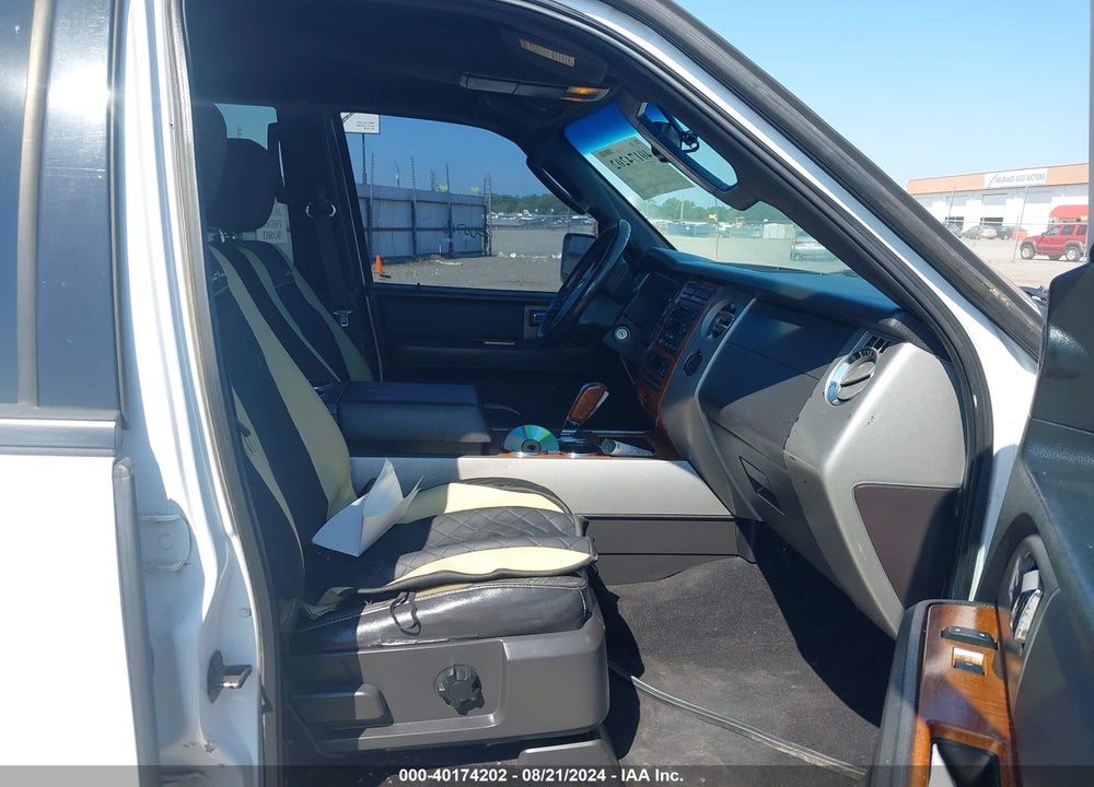 2007 FORD EXPEDITION EDDIE BAUER VIN: 1FMFU17577LA31109