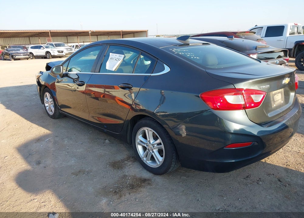 2018 CHEVROLET CRUZE LT AUTO VIN: 1G1BE5SM5J7169262