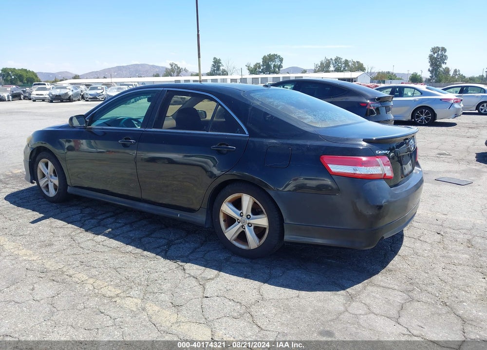 2011 TOYOTA CAMRY SE VIN: 4T1BF3EK1BU194404